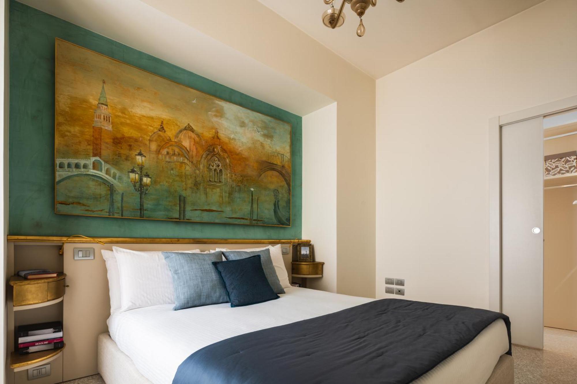 Grand Canal Luxury Apartment With Terrace R&R Venedig Exteriör bild